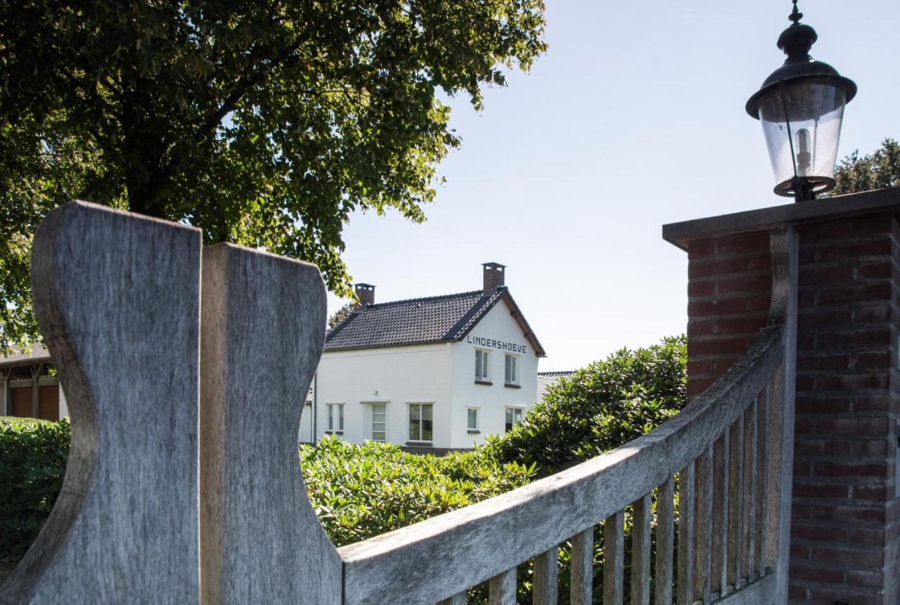 Bed And Breakfast Lindershoeve Bergeijk Esterno foto